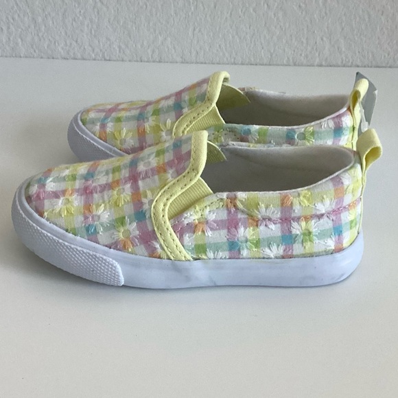 \Cat & Jack\ NWT Floral Plaid Keagan Slip Ons - Picture 4 of 10